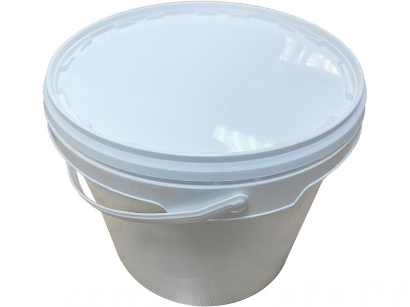 vedro_3_4l_krugloe_s_plastikovoy_ruchkoy_s_beloy_kryshkoy_kod_36253.jpg
